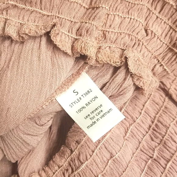 ACTIVE USA Pink Top Medium NWT - Picture 4 of 5